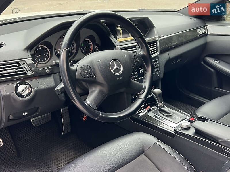 Седан Mercedes-Benz E-Class 2009 в Одессе фото 14 Седан Mercedes-Benz E-Class 2009 в Одессе