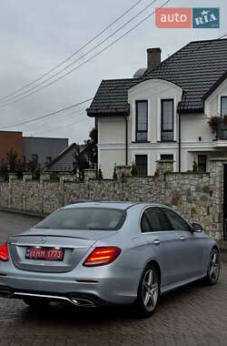 Седан Mercedes-Benz E-Class 2016 в 