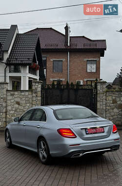 Седан Mercedes-Benz E-Class 2016 в 
