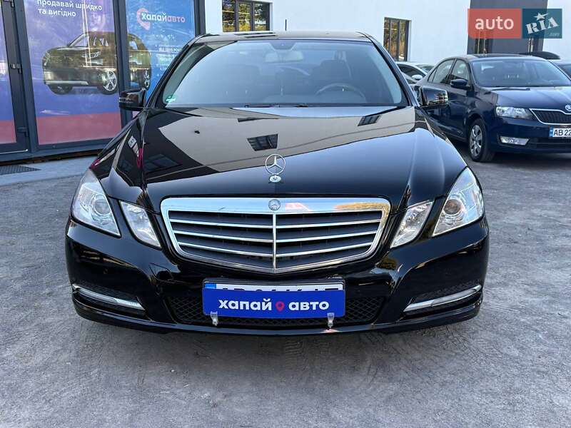 Седан Mercedes-Benz E-Class 2012 в Вінниці