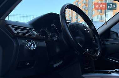 Седан Mercedes-Benz E-Class 2012 в 