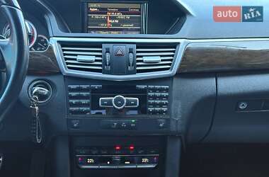 Седан Mercedes-Benz E-Class 2012 в 
