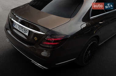 Седан Mercedes-Benz E-Class 2016 в 