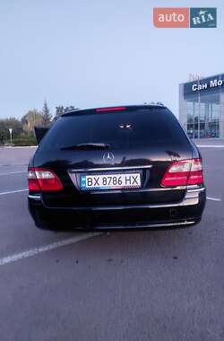 Универсал Mercedes-Benz E-Class 2005 в 