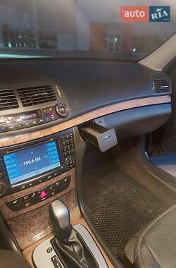 Универсал Mercedes-Benz E-Class 2005 в 