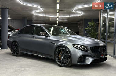 Седан Mercedes-Benz E-Class 2018 в 