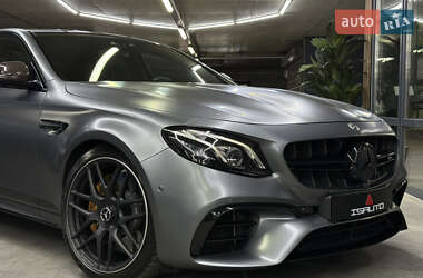 Седан Mercedes-Benz E-Class 2018 в 