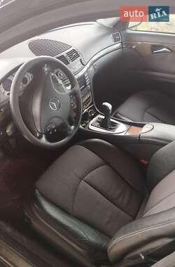 Седан Mercedes-Benz E-Class 2003 в 