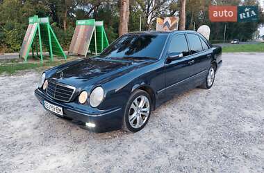 Седан Mercedes-Benz E-Class 2001 в Кіцмані