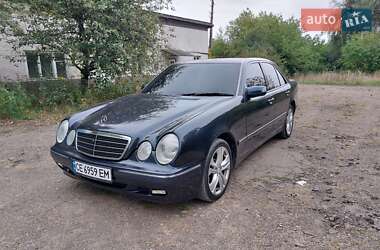 Седан Mercedes-Benz E-Class 2001 в 