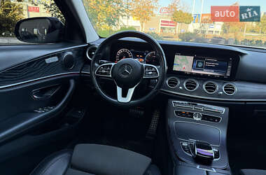 Седан Mercedes-Benz E-Class 2019 в 