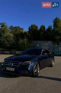 Седан Mercedes-Benz E-Class 2016 в 