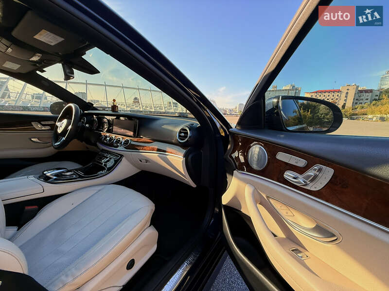 Седан Mercedes-Benz E-Class 2016 в Києві фото 8 Седан Mercedes-Benz E-Class 2016 в Києві