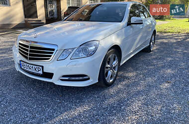 Седан Mercedes-Benz E-Class 2012 в Хмільнику