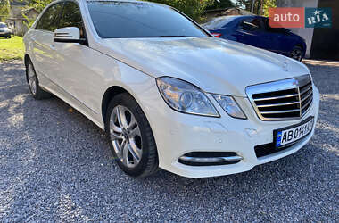 Седан Mercedes-Benz E-Class 2012 в 