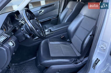Седан Mercedes-Benz E-Class 2011 в 