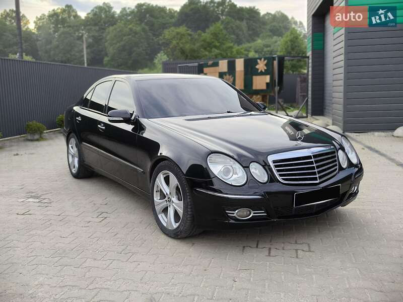 Седан Mercedes-Benz E-Class 2007 в Ивано-Франковске