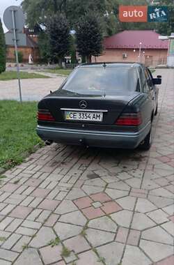 Седан Mercedes-Benz E-Class 1994 в 