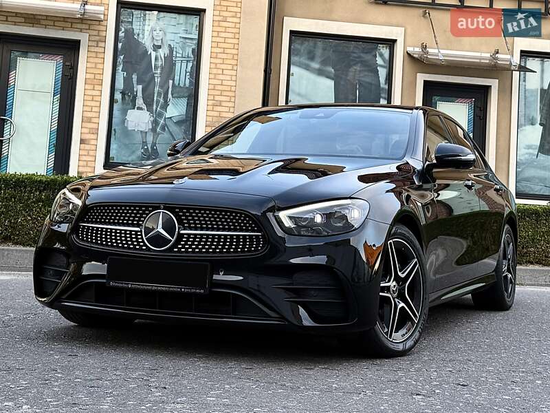 Mercedes-Benz E-Class 2021