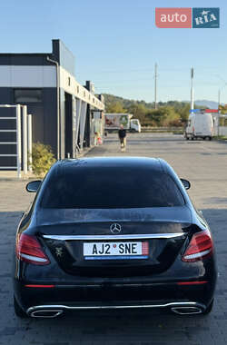 Седан Mercedes-Benz E-Class 2017 в 