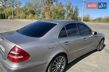 Седан Mercedes-Benz E-Class 2003 в 