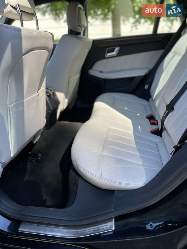 Універсал Mercedes-Benz E-Class 2014 в Києві