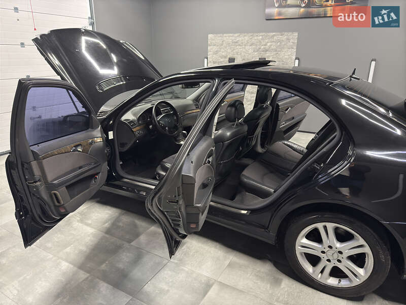 Седан Mercedes-Benz E-Class 2004 в Вараші фото 46 Седан Mercedes-Benz E-Class 2004 в Вараші