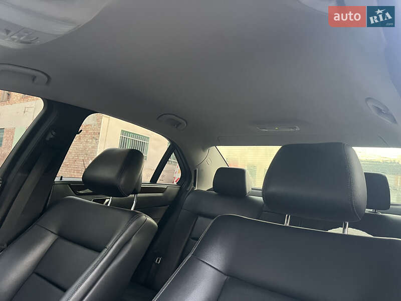 Седан Mercedes-Benz E-Class 2014 в Черновцах