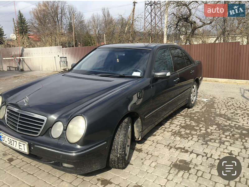 Седан Mercedes-Benz E-Class 2001 в Старом Самборе