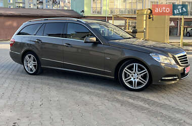 Универсал Mercedes-Benz E-Class 2011 в 