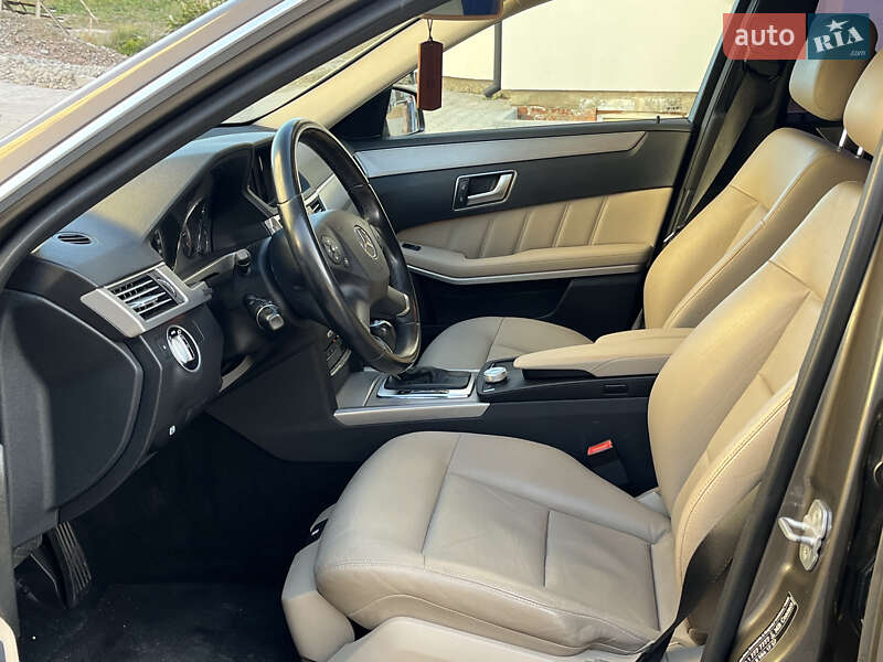 Универсал Mercedes-Benz E-Class 2011 в Хмельницком фото 24 Универсал Mercedes-Benz E-Class 2011 в Хмельницком