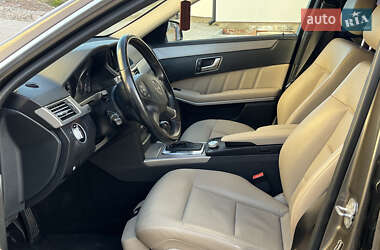 Универсал Mercedes-Benz E-Class 2011 в 