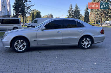 Седан Mercedes-Benz E-Class 2004 в 