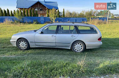 Универсал Mercedes-Benz E-Class 2001 в 
