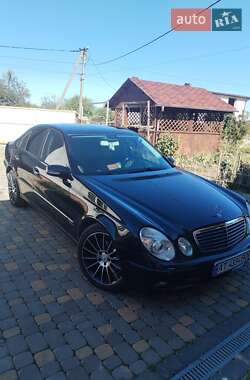 Седан Mercedes-Benz E-Class 2006 в Ивано-Франковске