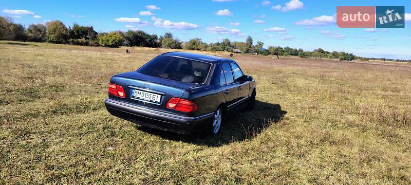 Седан Mercedes-Benz E-Class 1996 в Шостке