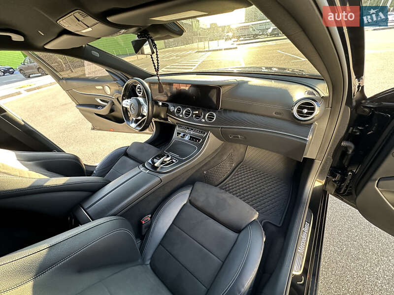 Седан Mercedes-Benz E-Class 2019 в Киеве