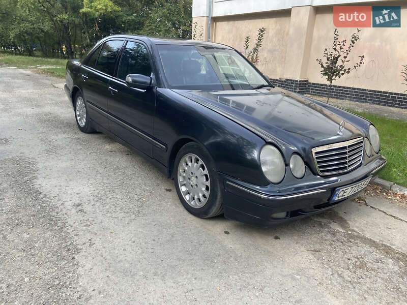Mercedes-Benz E-Class 1999