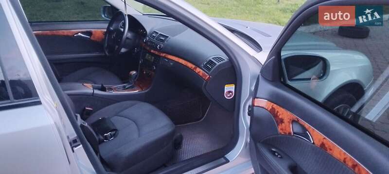 Седан Mercedes-Benz E-Class 2005 в Луцьку