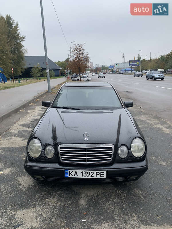 Mercedes-Benz E-Class 1997