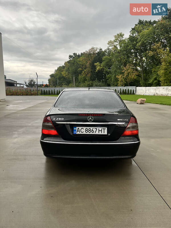 Седан Mercedes-Benz E-Class 2007 в Луцке