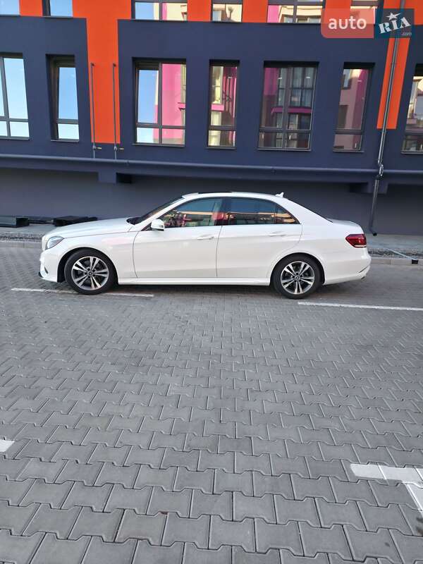 Седан Mercedes-Benz E-Class 2015 в Рівному