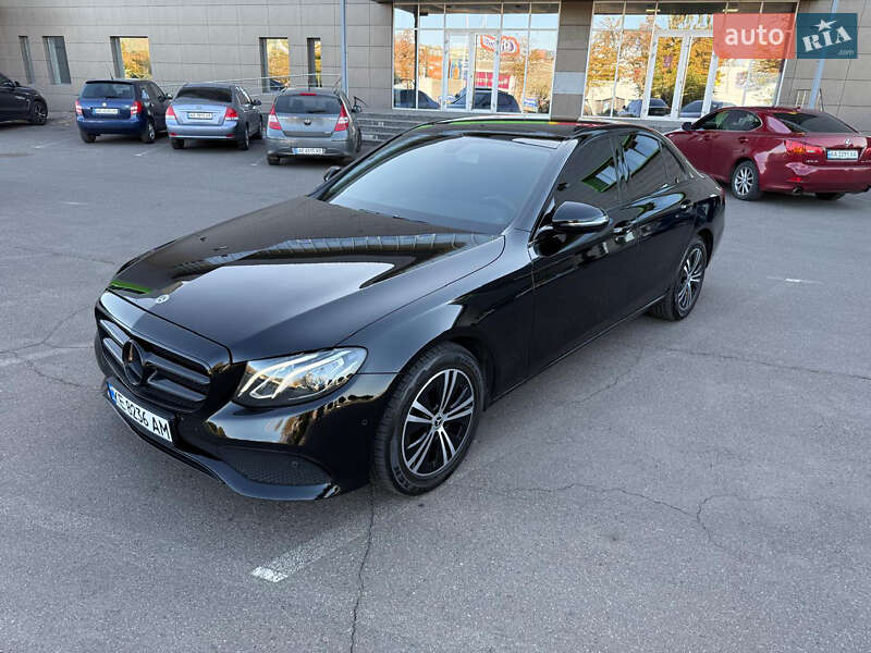 Седан Mercedes-Benz E-Class 2019 в Киеве
