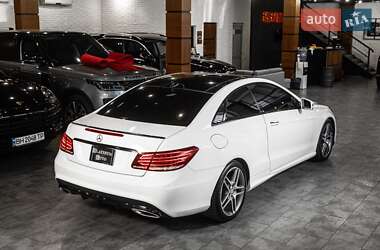 Купе Mercedes-Benz E-Class 2016 в 