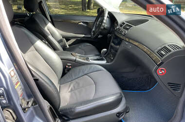 Седан Mercedes-Benz E-Class 2004 в 