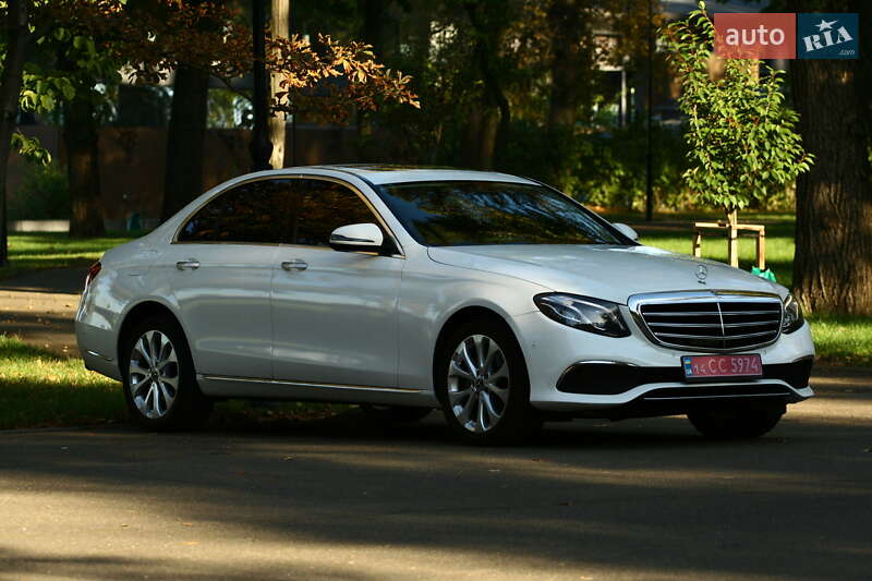 Седан Mercedes-Benz E-Class 2018 в Киеве