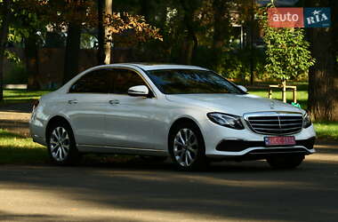 Седан Mercedes-Benz E-Class 2018 в 