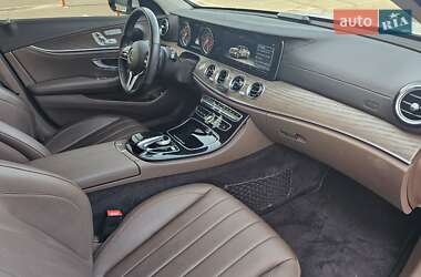 Седан Mercedes-Benz E-Class 2018 в 