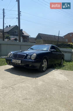Седан Mercedes-Benz E-Class 2001 в 