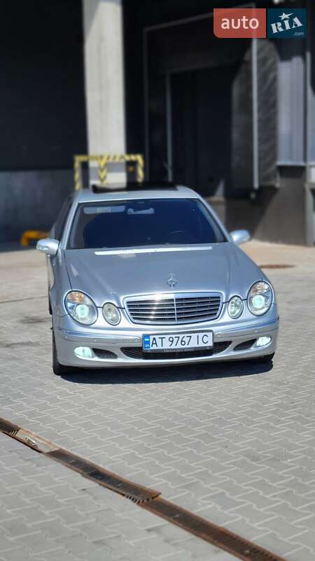 Седан Mercedes-Benz E-Class 2005 в 
